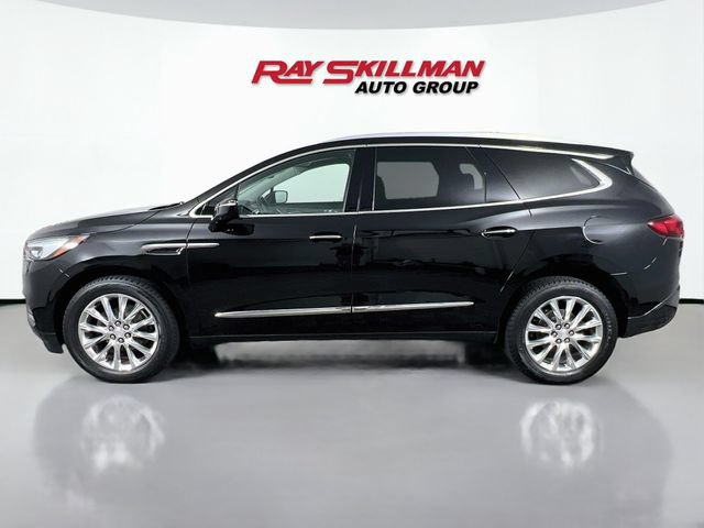 Used 2020 Buick Enclave Premium w/ Sun and Sites Package AWD/4WD image 4