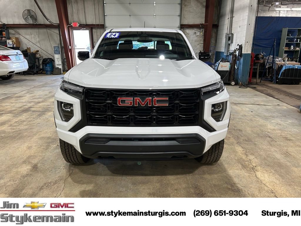 Used 2024 GMC Canyon Elevation w/ Trailering Package RWD image 11