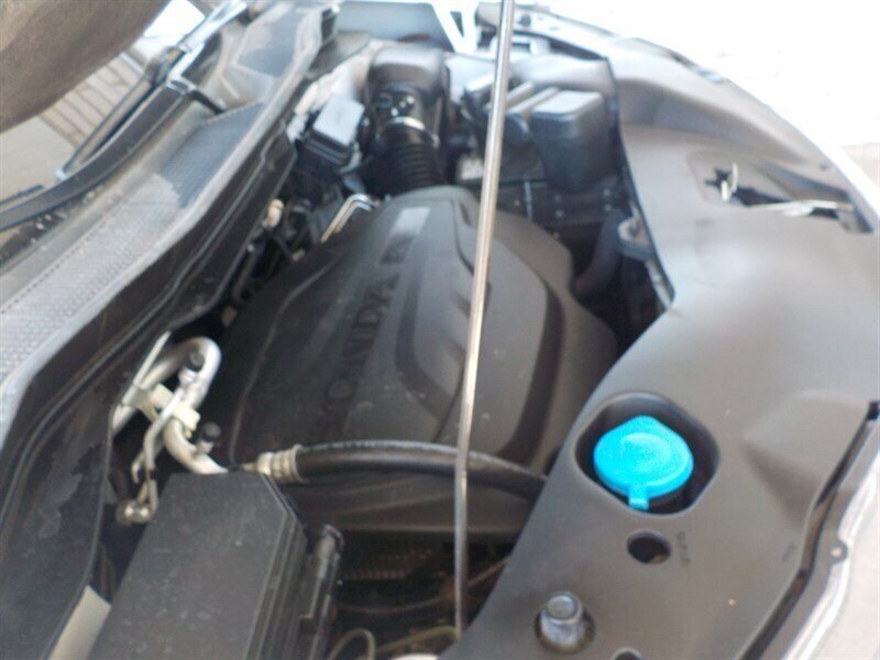 Used 2016 Honda Pilot Elite image 45