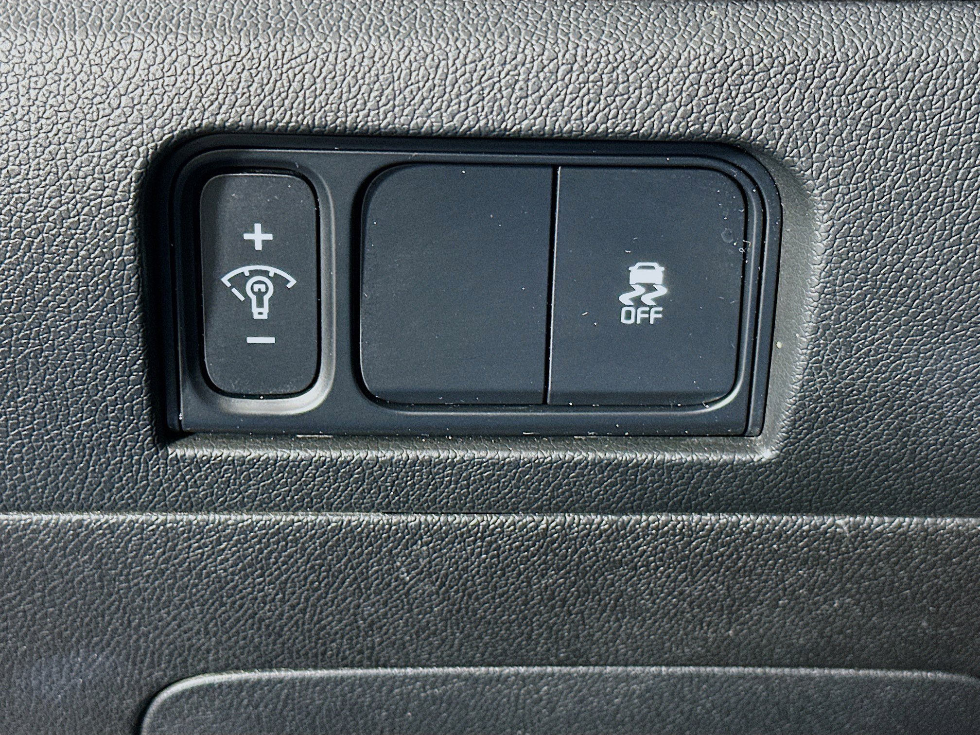 Used 2024 Kia Sorento S image 17