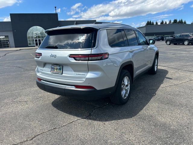 Used 2023 Jeep Grand Cherokee L Laredo w/ Luxury Tech Group I AWD/4WD image 4