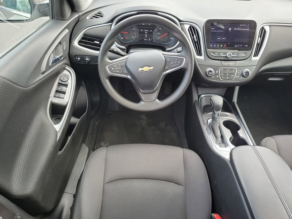 Used 2023 Chevrolet Malibu LT FWD image 13