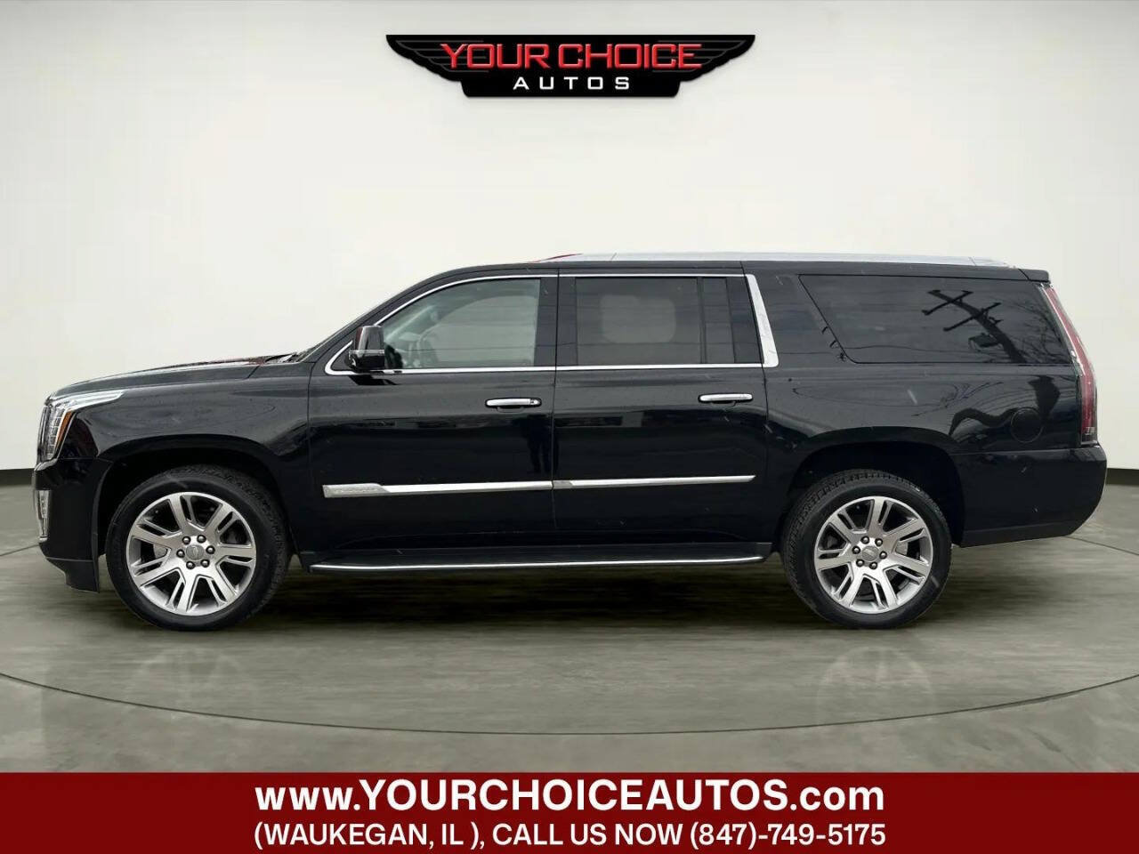 Used 2016 Cadillac Escalade ESV Luxury AWD/4WD image 2