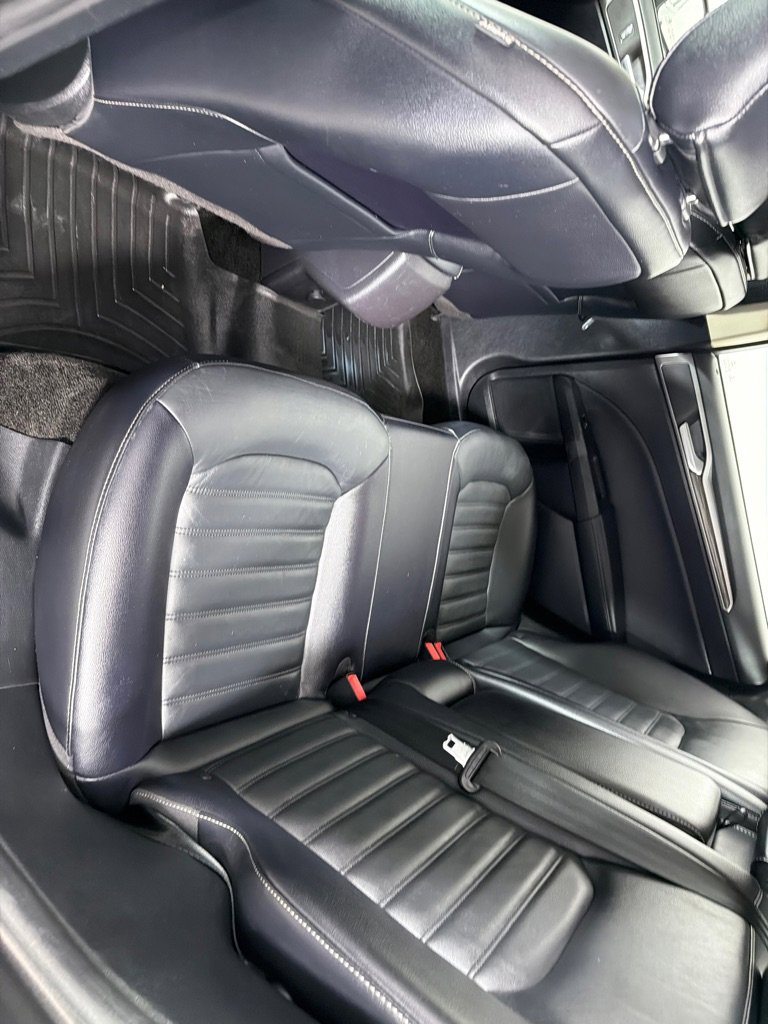 Used 2018 Ford Fusion SE image 18