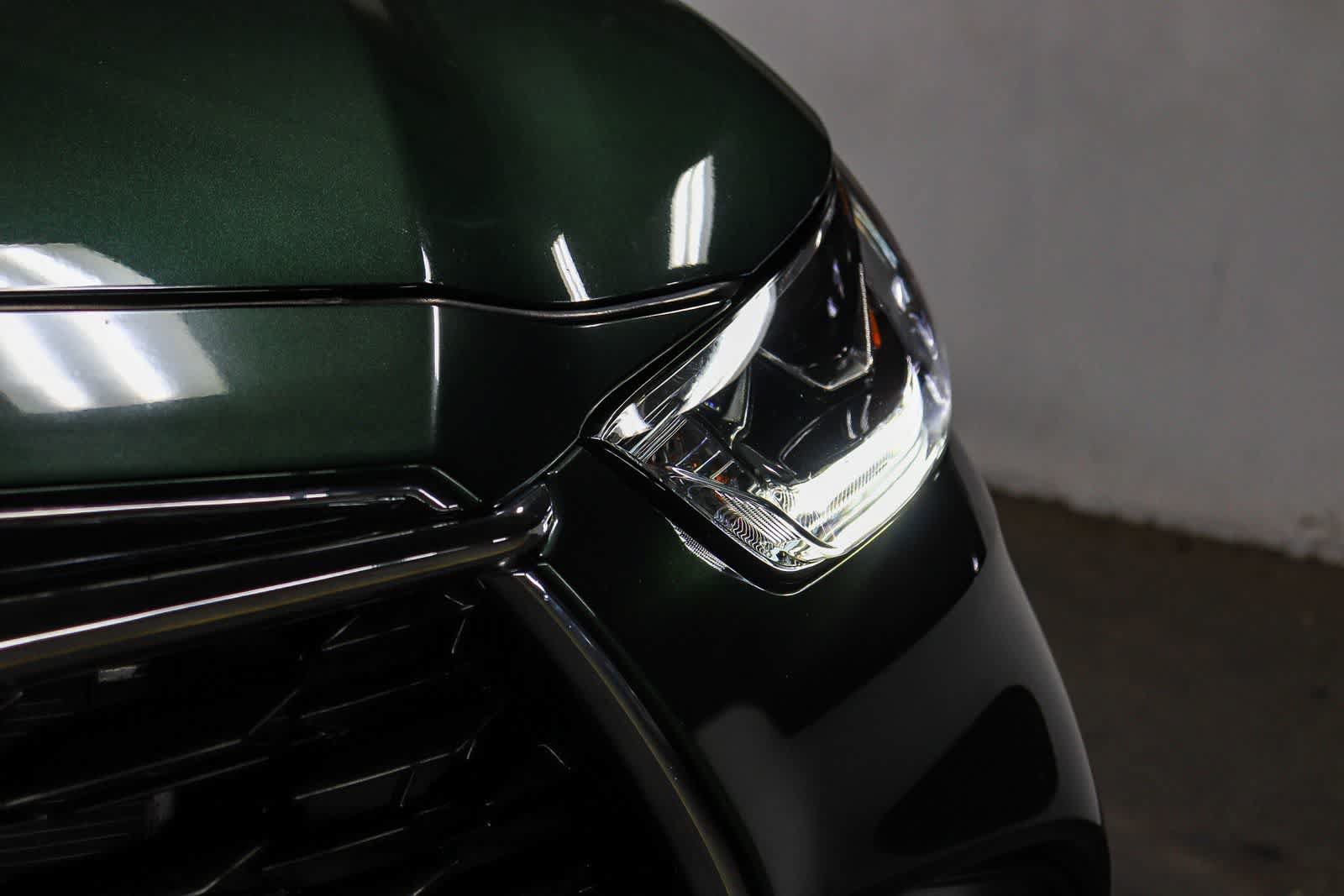 Used 2023 Toyota Highlander Platinum FWD image 7
