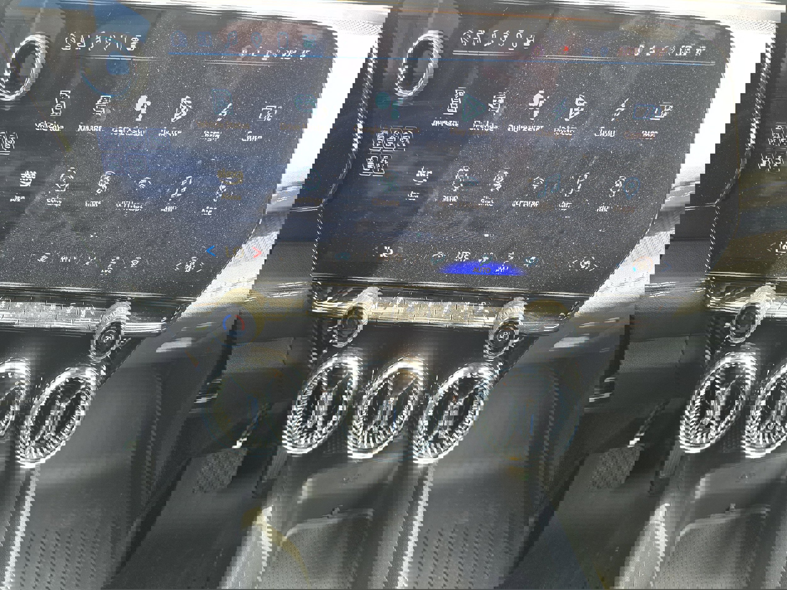 New 2025 Chevrolet Blazer EV LT AWD/4WD image 14