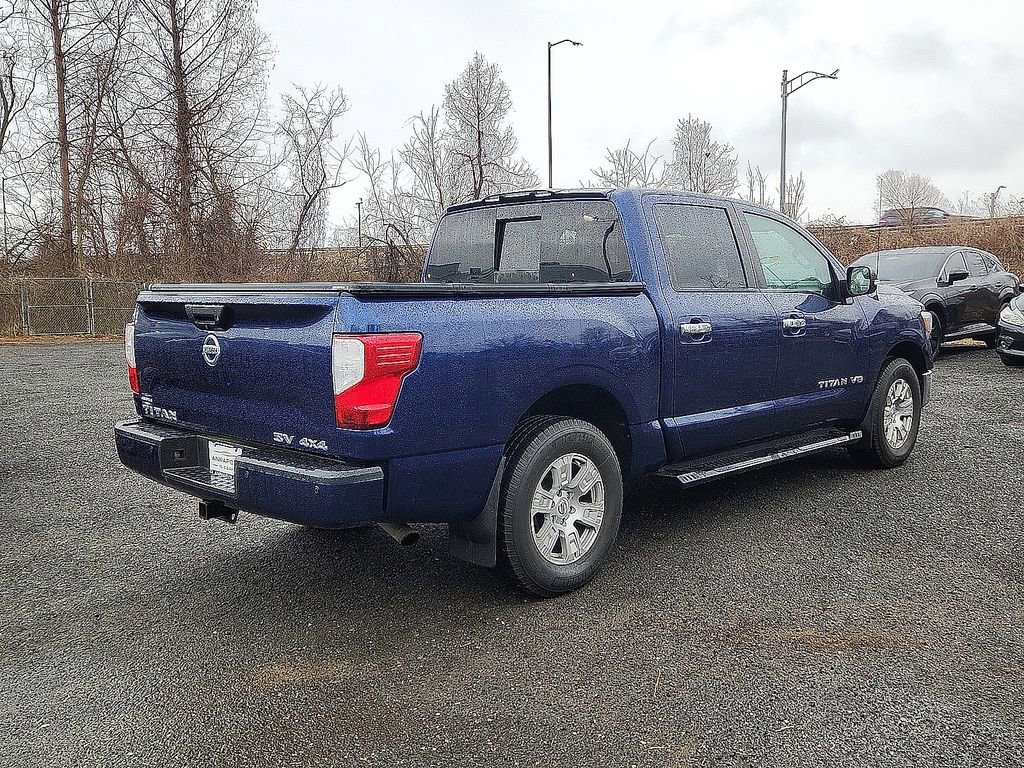 Certified 2018 Nissan Titan SV w/ SV Convenience Package image 7