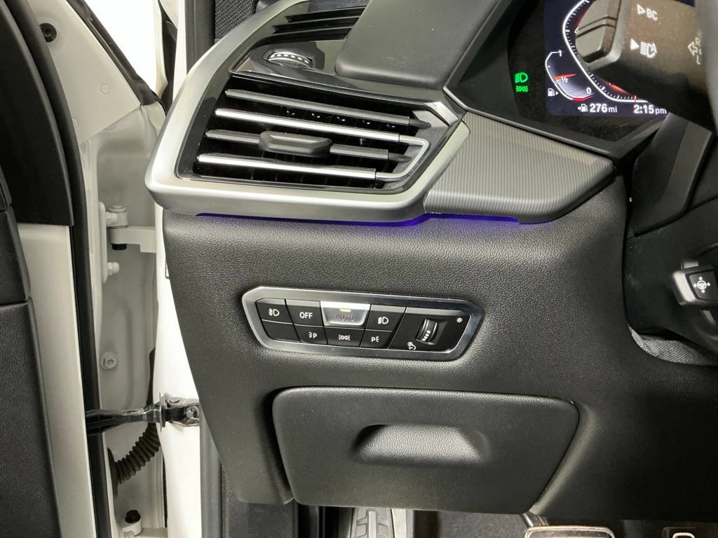 Used 2019 BMW X5 xDrive40i w/ M Sport Package AWD/4WD image 17