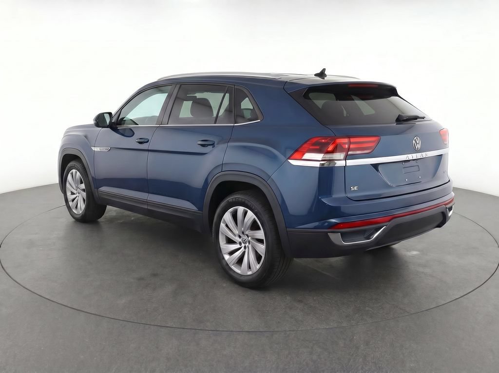 Used 2020 Volkswagen Atlas Cross Sport SE w/ Panoramic Sunroof Package AWD/4WD image 3