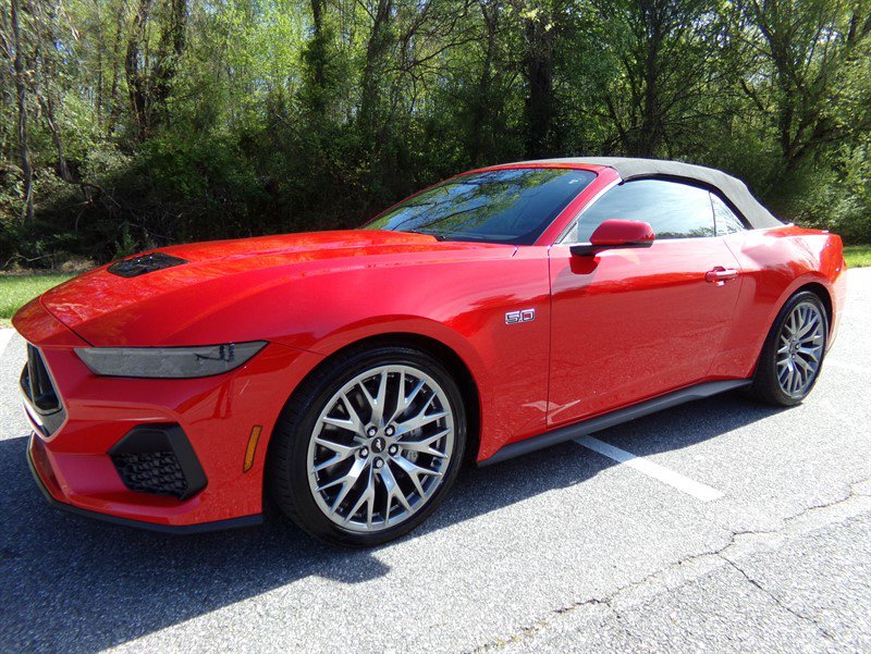 Used 2025 Ford Mustang GT Premium image 5