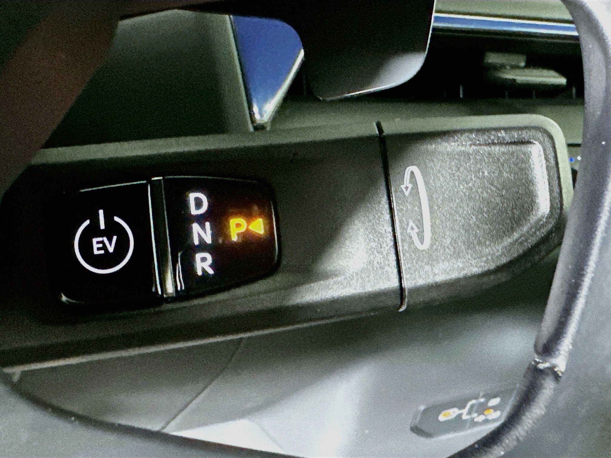 Used 2024 Kia EV9 GT-Line AWD/4WD image 25