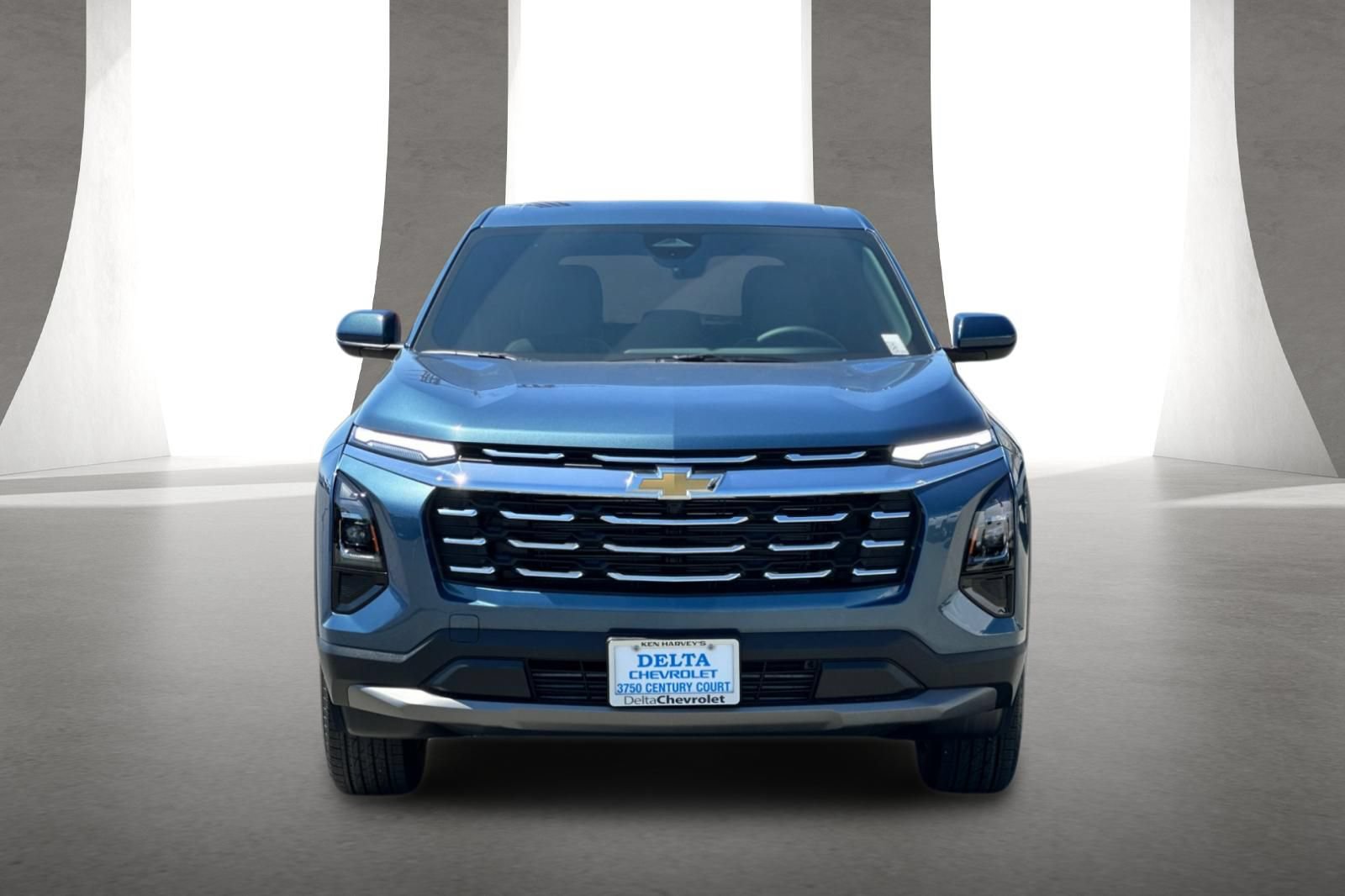 New 2026 Chevrolet Equinox LT w/ Convenience Package II FWD image 9
