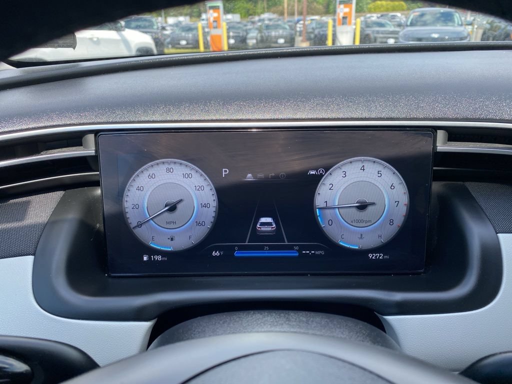 Certified 2023 Hyundai Tucson Limited AWD/4WD image 11