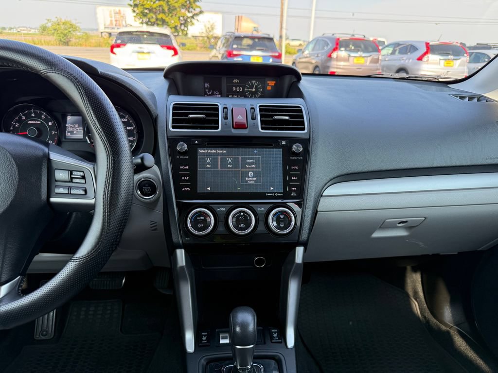 Used 2016 Subaru Forester 2.5i Touring w/ Eyesight & Navigation System AWD/4WD image 25