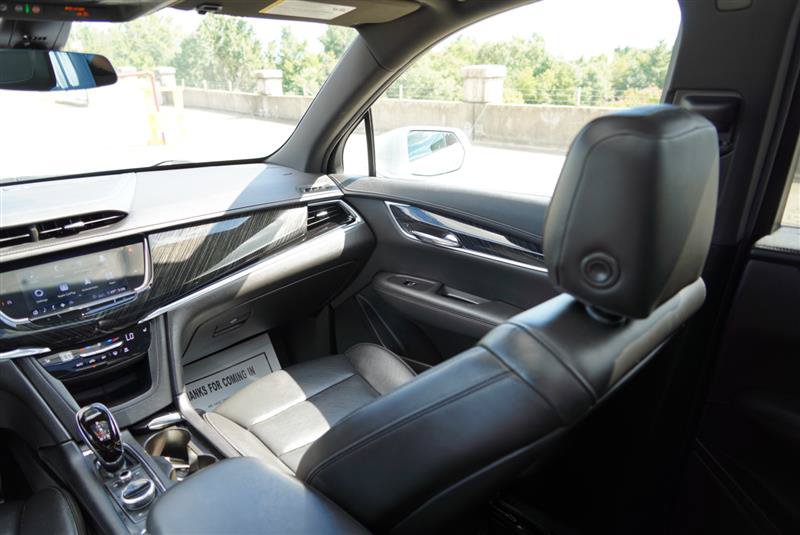 Used 2020 Cadillac XT6 Premium Luxury AWD/4WD image 48