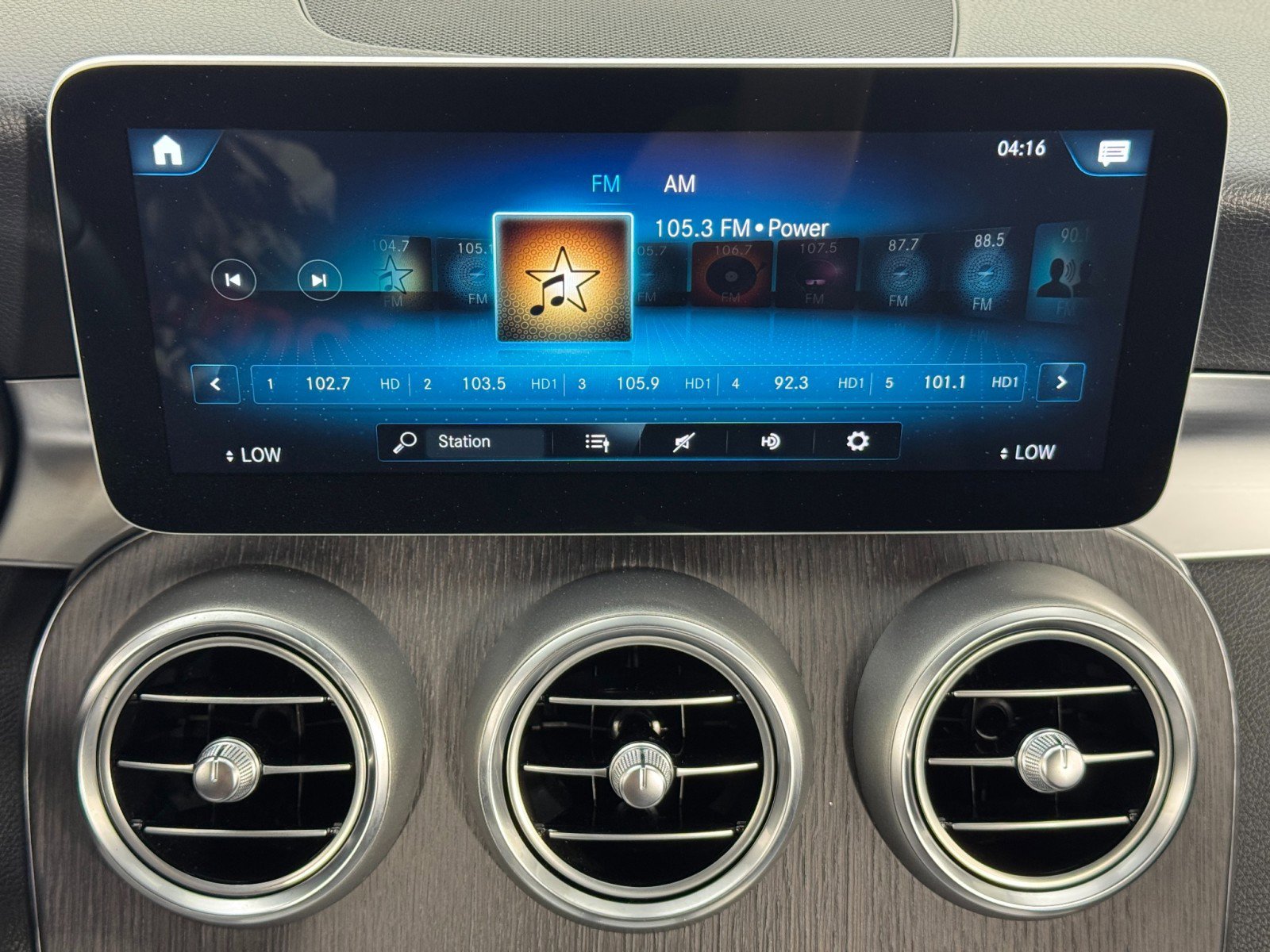 Used 2020 Mercedes-Benz GLC 300 image 24