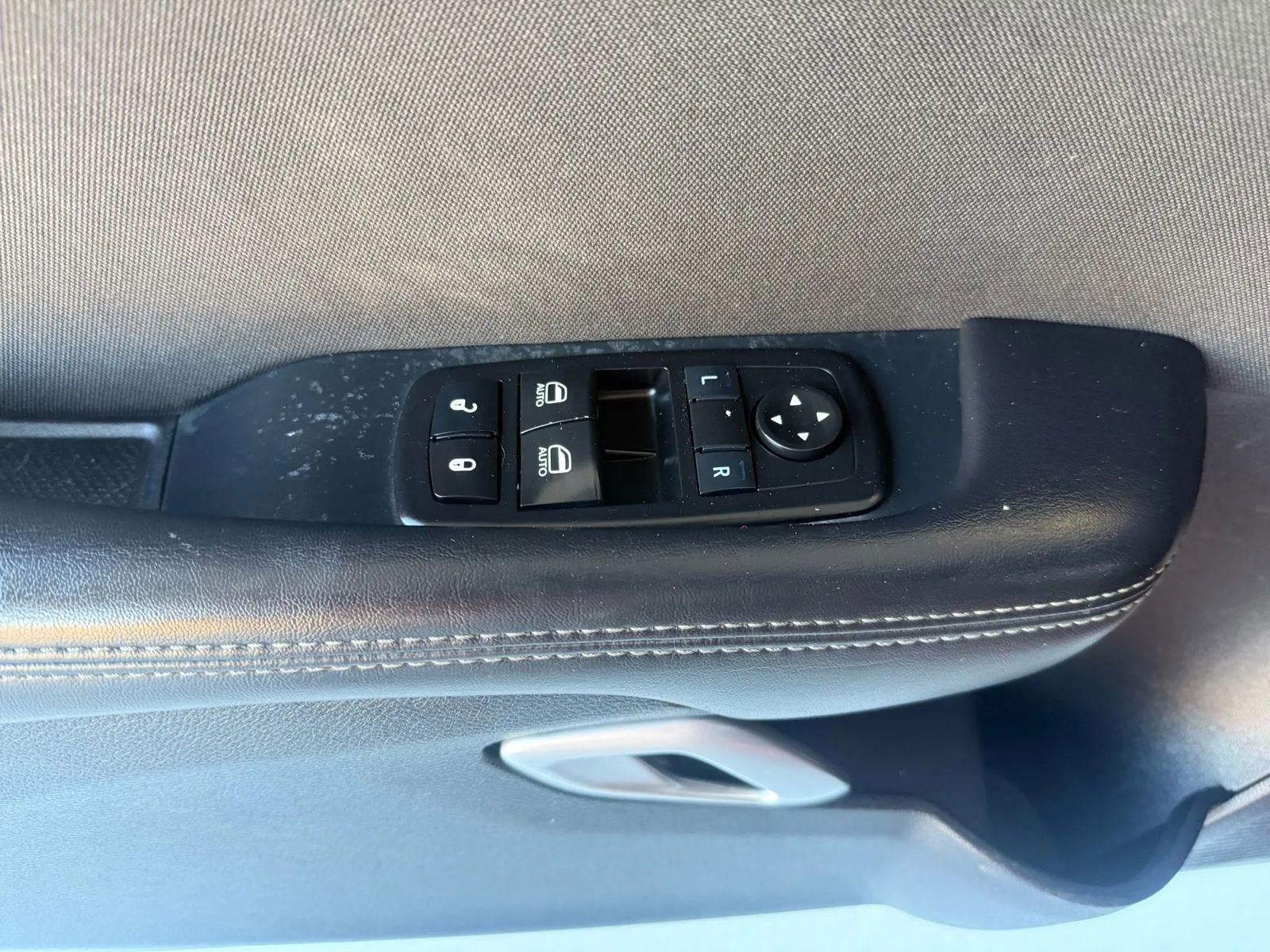 Used 2022 Dodge Challenger GT w/ Blacktop Package image 32