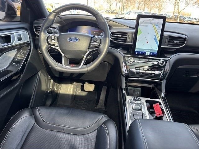 Used 2022 Ford Explorer ST w/ Equipment Group 401A image 4