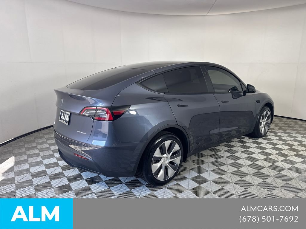 Used 2024 Tesla Model Y Long Range image 6