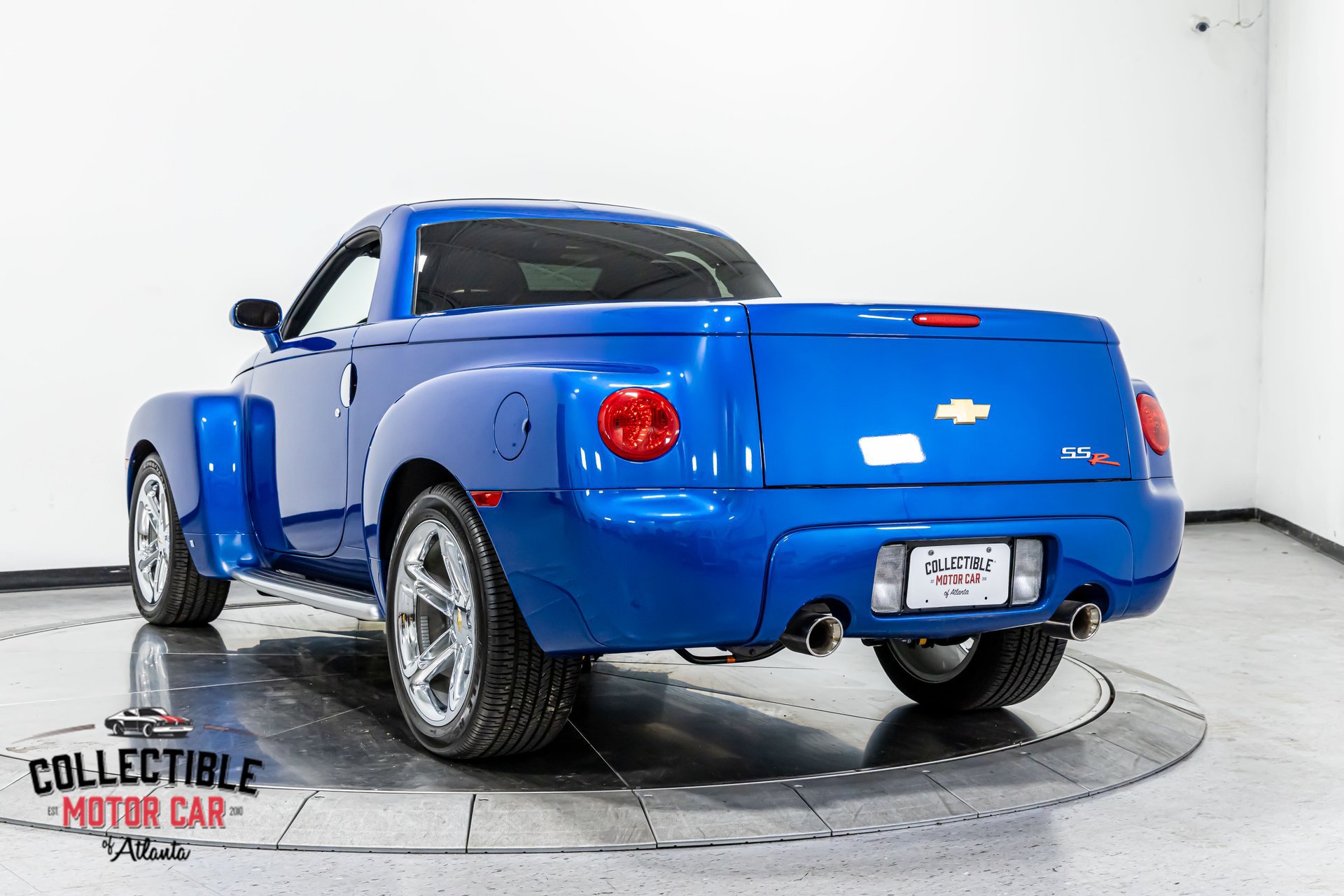 Used 2006 Chevrolet SSR w/ Preferred Equipment Group RWD image 14