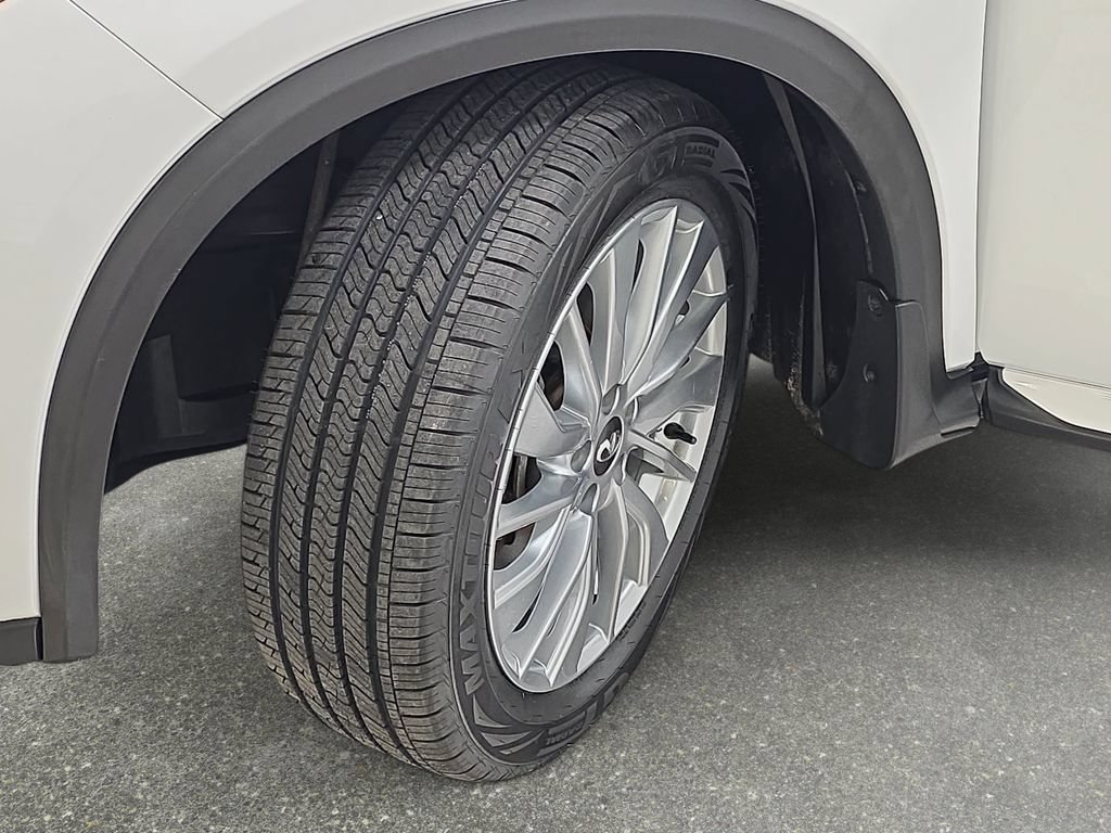 Certified 2023 INFINITI QX50 Luxe w/ Cargo Package AWD/4WD image 29