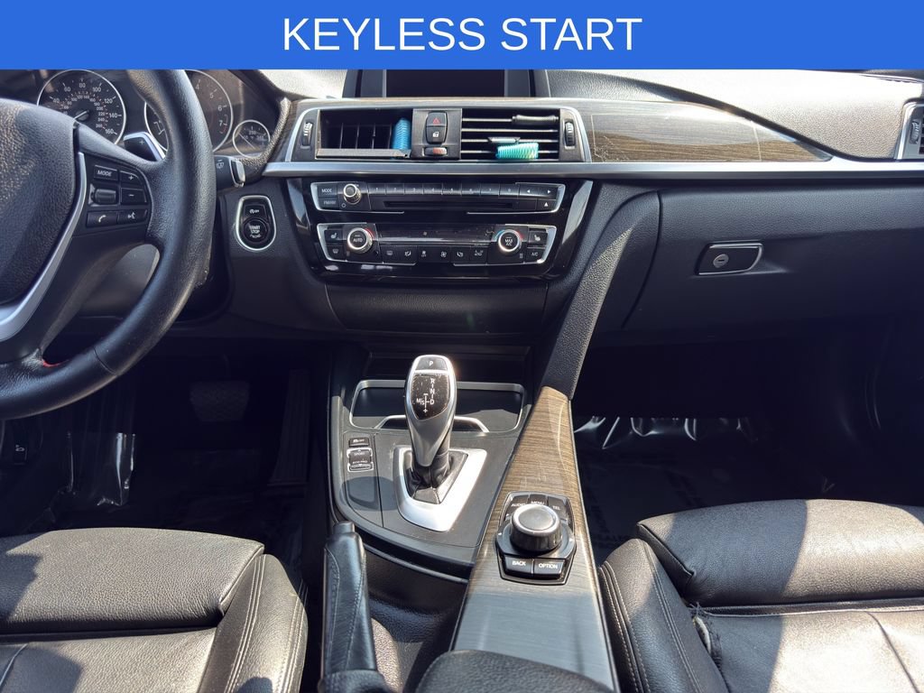 Used 2016 BMW 328i xDrive Sedan AWD/4WD image 5