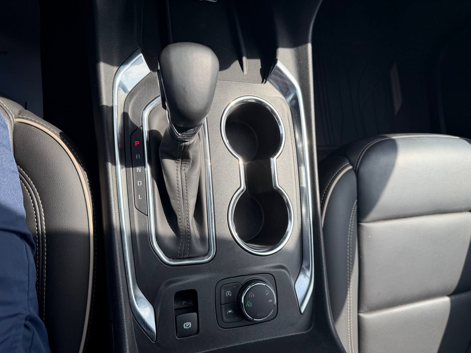 Used 2023 Chevrolet Traverse Premier w/ LPO, Floor Liner Package AWD/4WD image 18