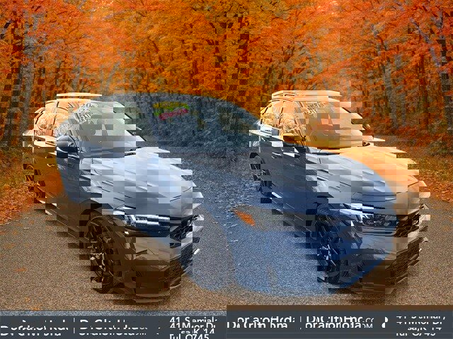 Used 2025 Honda Civic Sport image 1