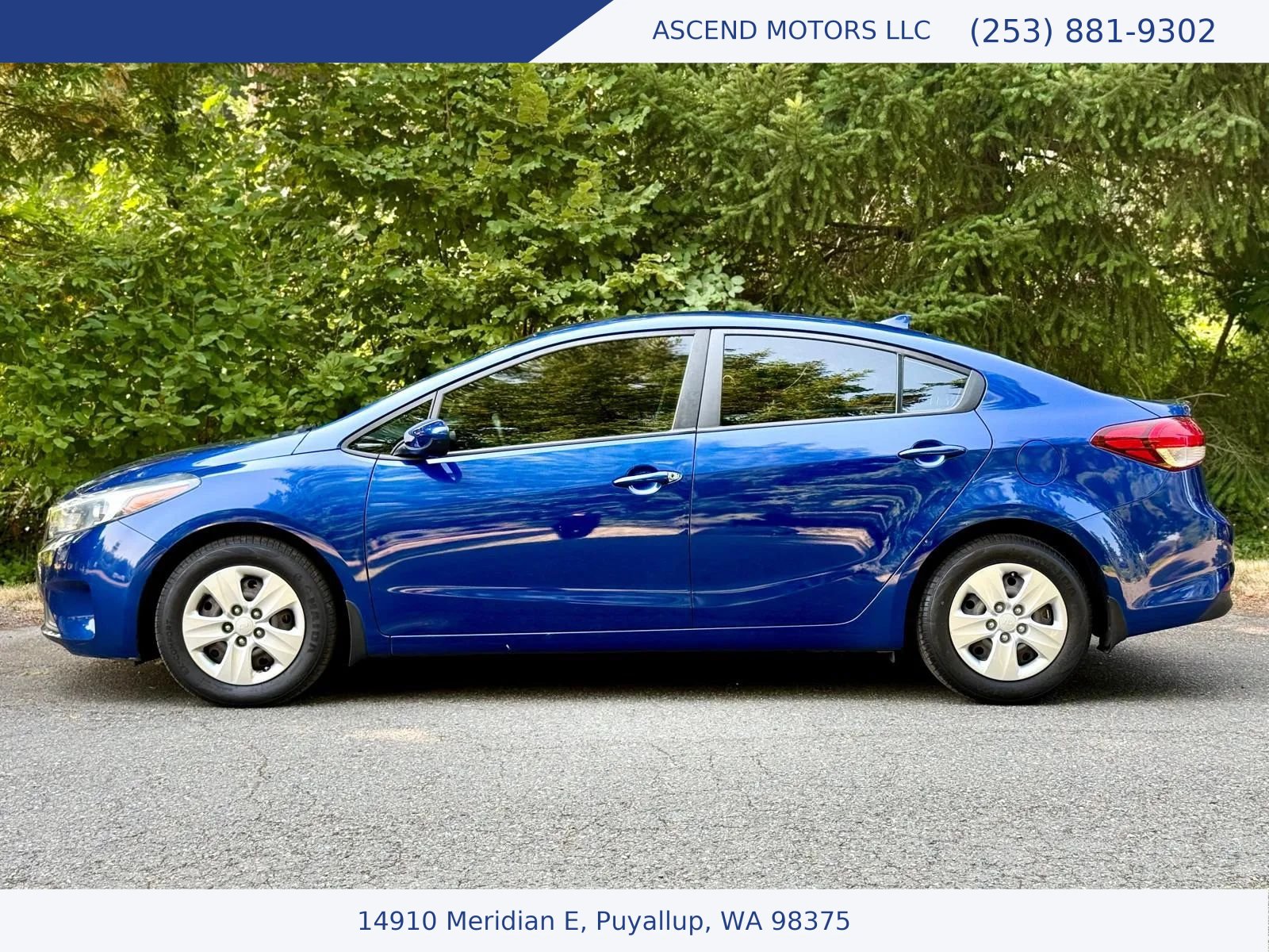 Used 2017 Kia Forte LX FWD image 2