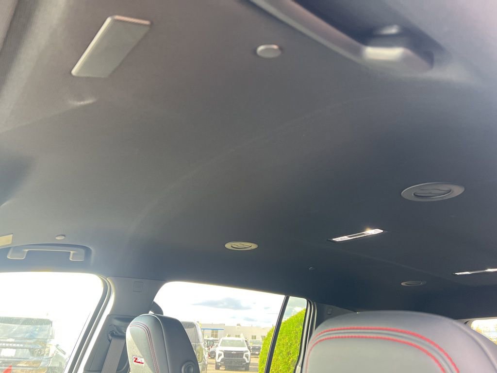 New 2026 Chevrolet Traverse Z71 w/ Enhanced Driving Package image 9