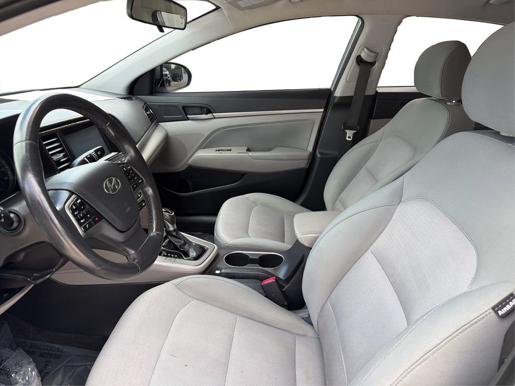 Used 2017 Hyundai Elantra SE w/ SE A/T Tech Package 03 image 10