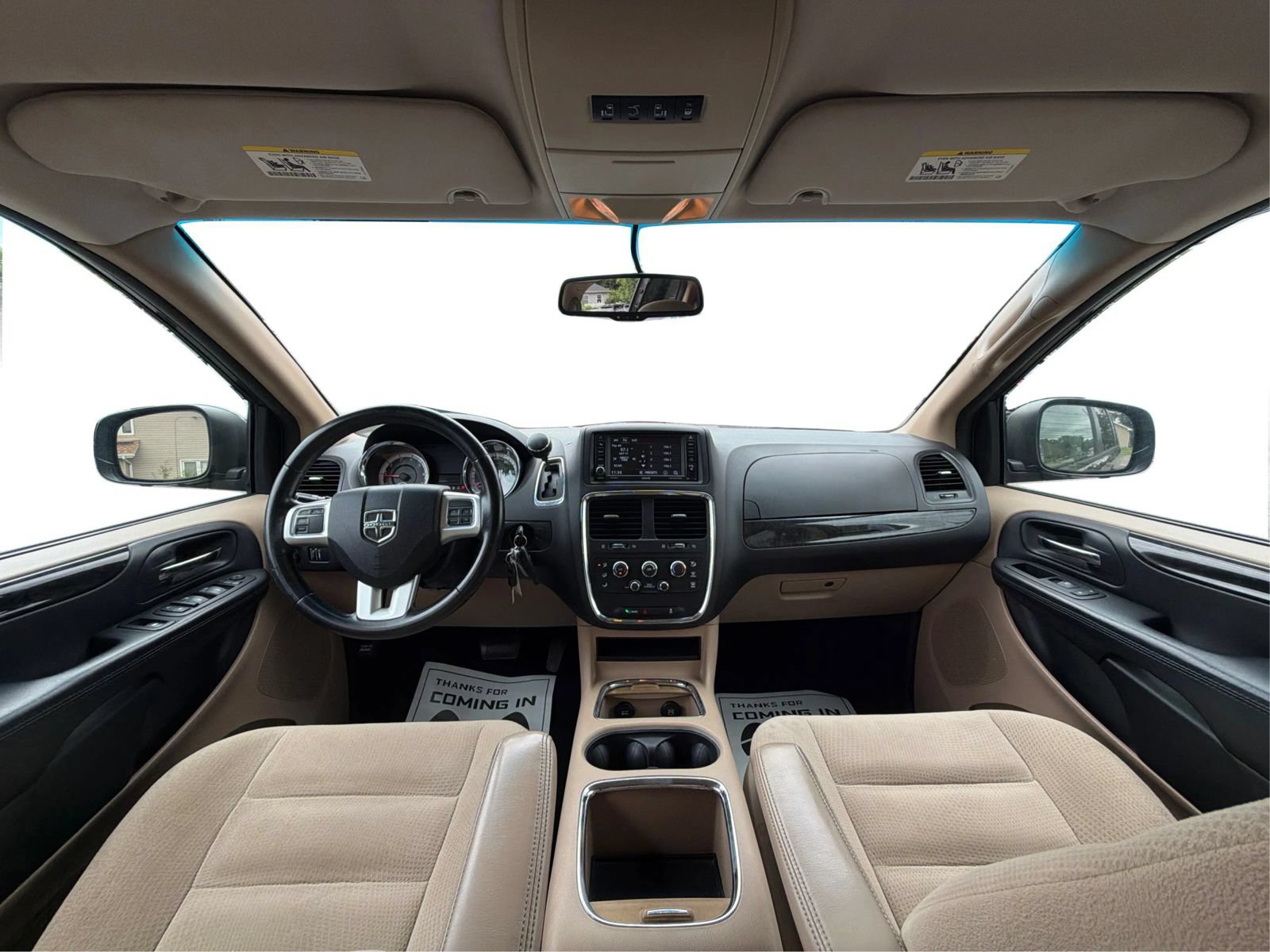 Used 2016 Dodge Grand Caravan SXT w/ UConnect Hands-Free Group FWD image 25