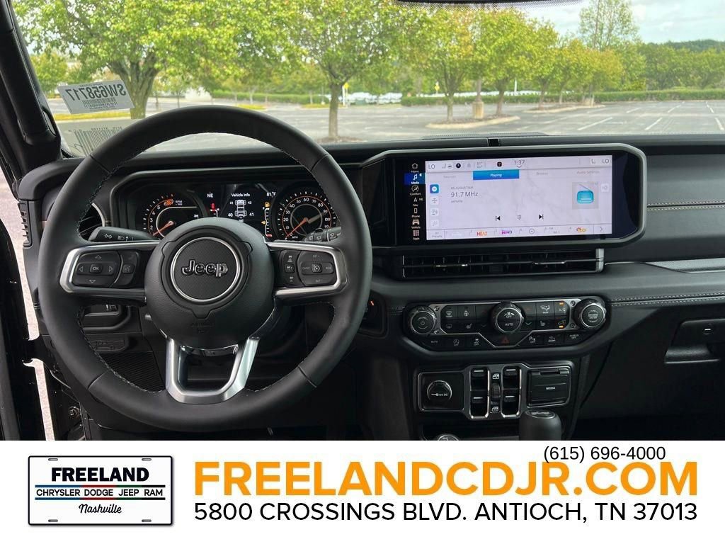 New 2025 Jeep Wrangler Sahara image 22