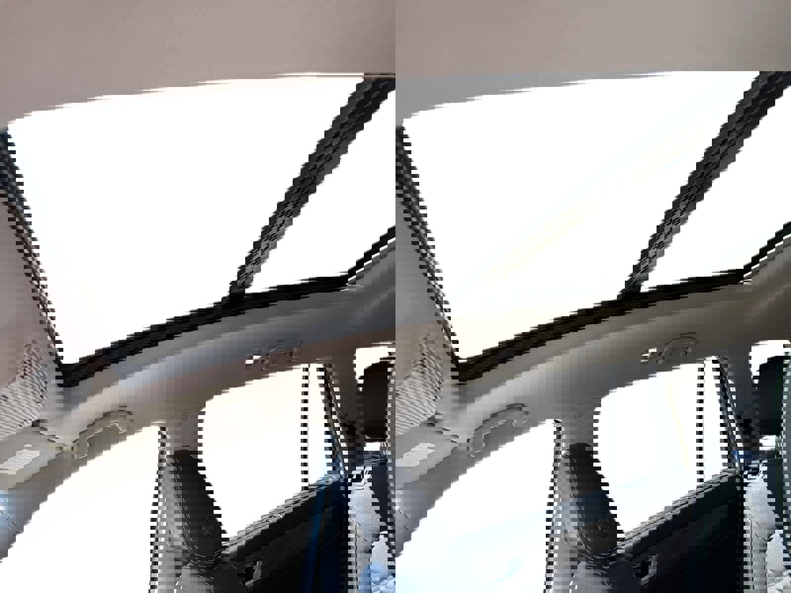 Used 2024 Volkswagen Atlas SE image 18