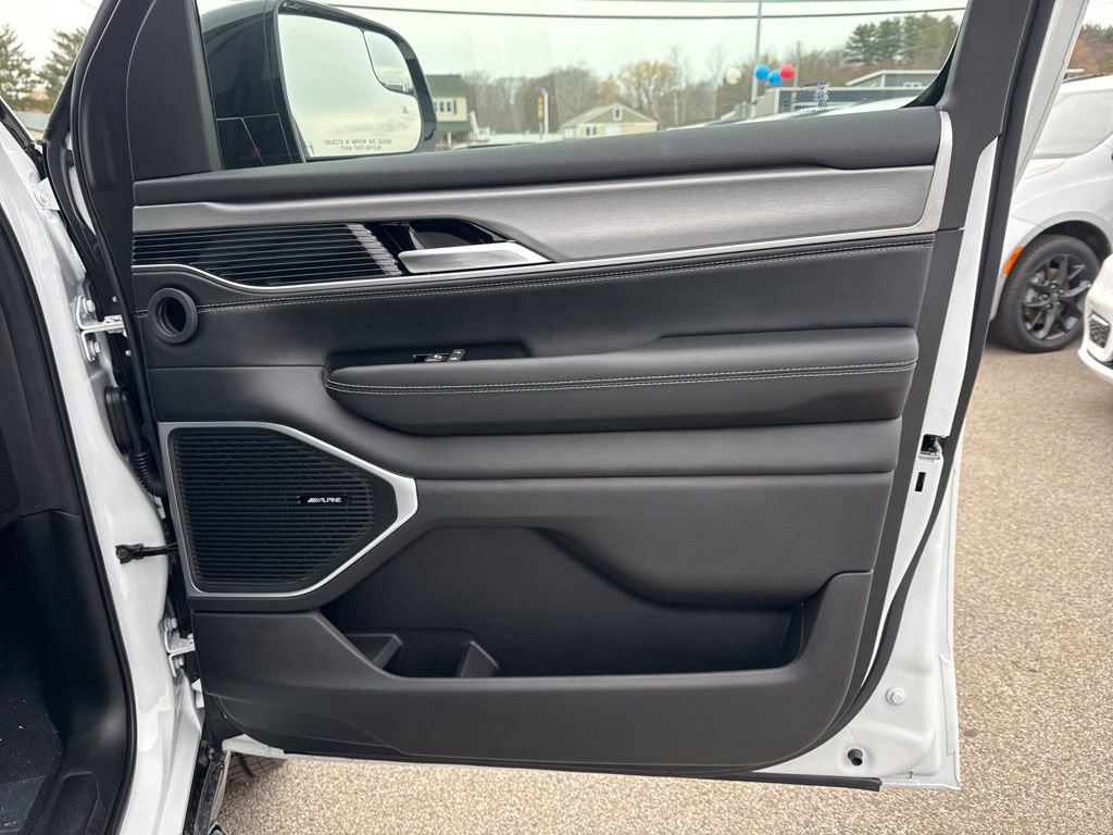 New 2026 Jeep Grand Wagoneer Upland image 34