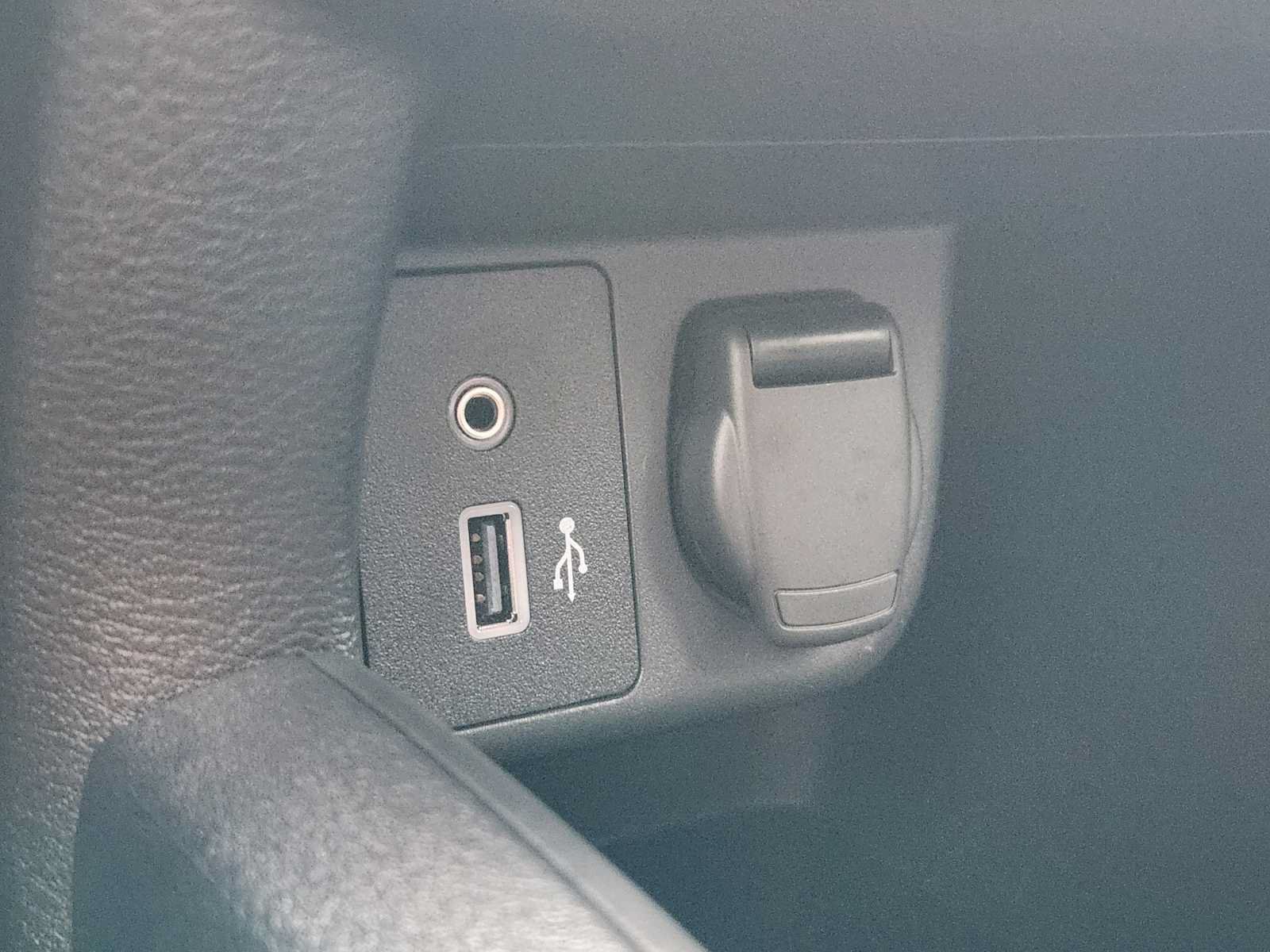 Used 2024 Nissan Versa S w/ S Plus Package FWD image 21