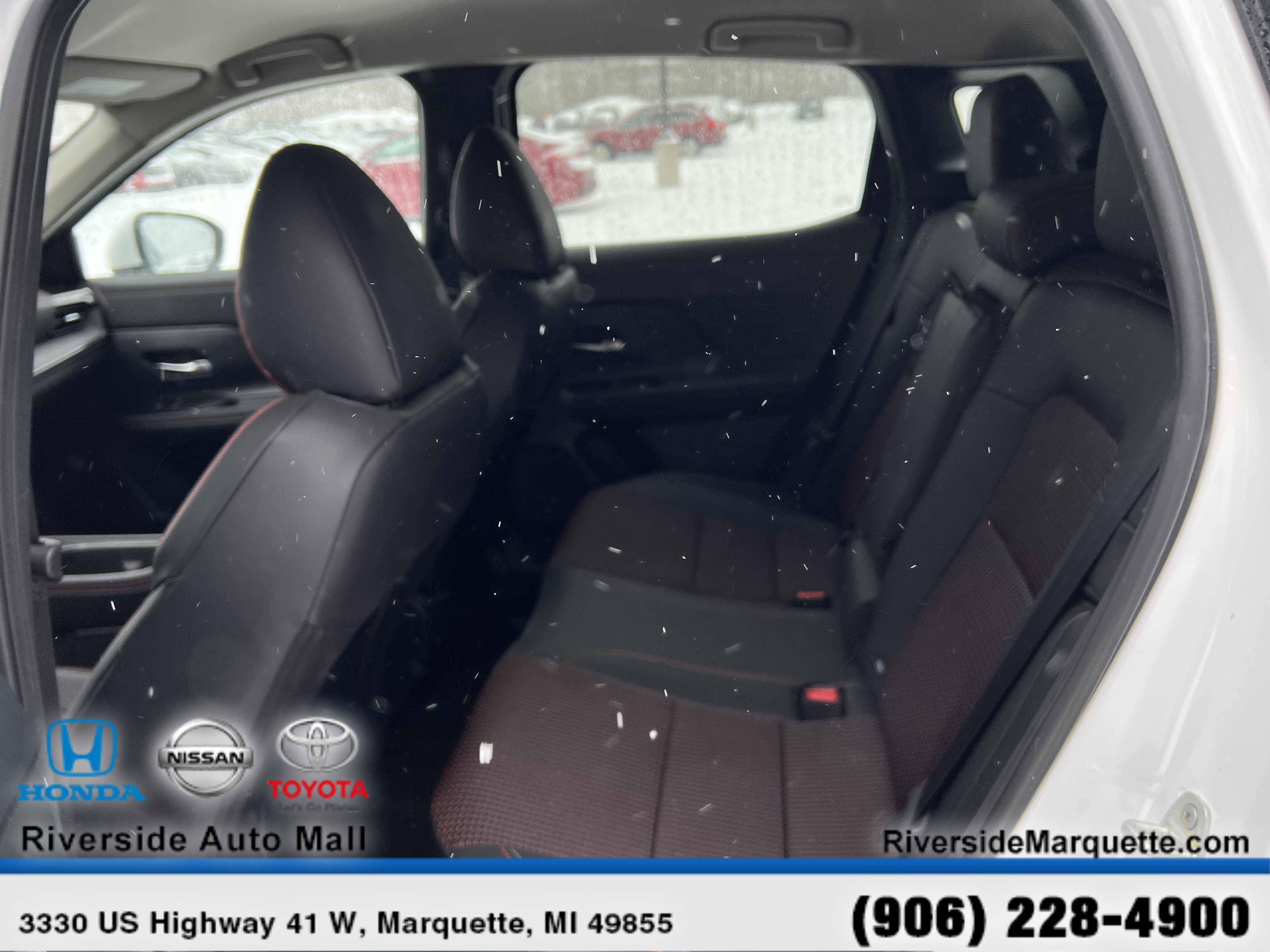Used 2025 Nissan Kicks SR AWD/4WD image 22