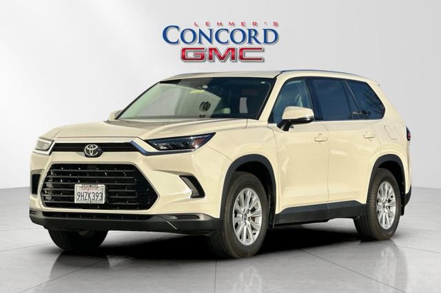 Used 2024 Toyota Grand Highlander XLE image 8