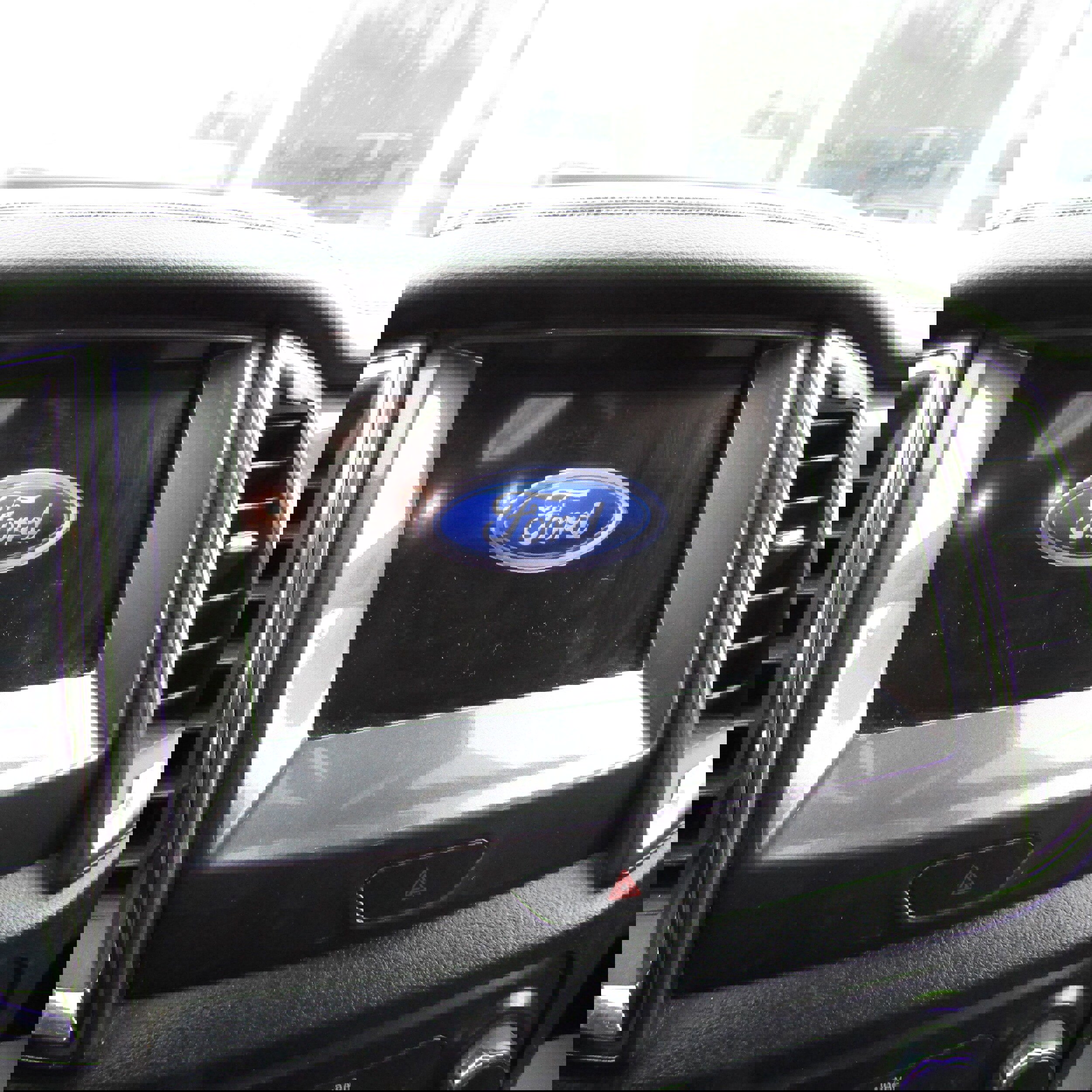 Used 2019 Ford Ranger Lariat w/ Technology Package image 13