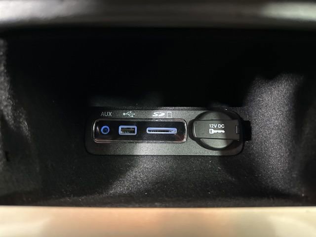 Used 2014 Jeep Grand Cherokee Overland w/ Advanced Technology Group image 17