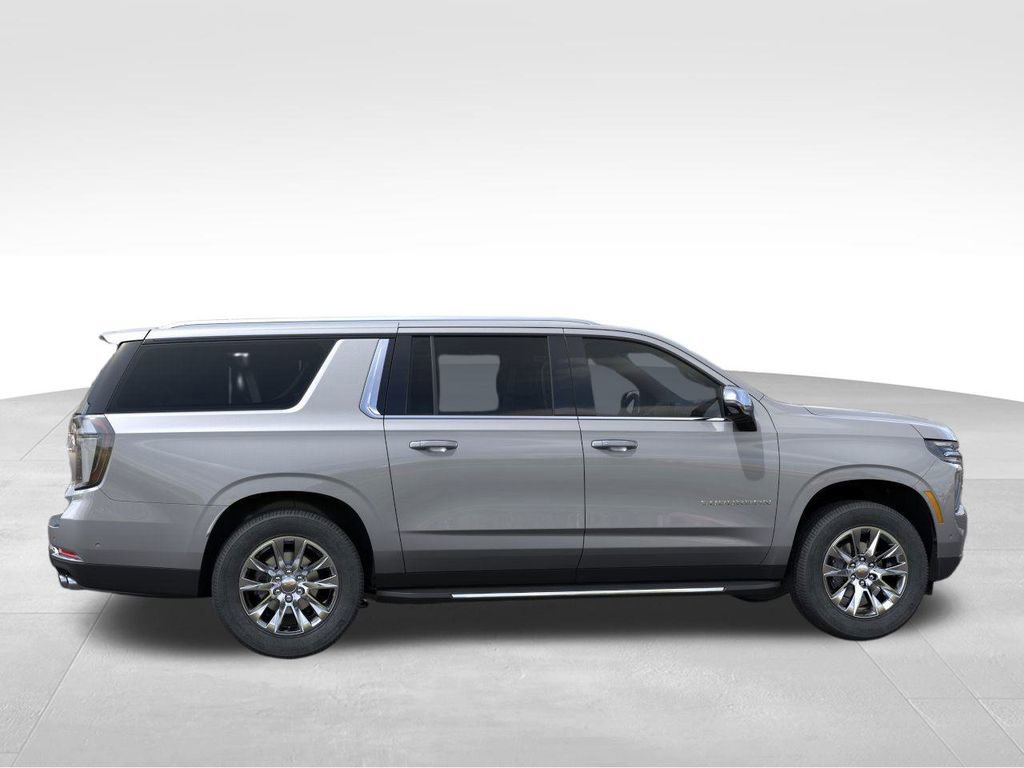 New 2026 Chevrolet Suburban Premier image 5