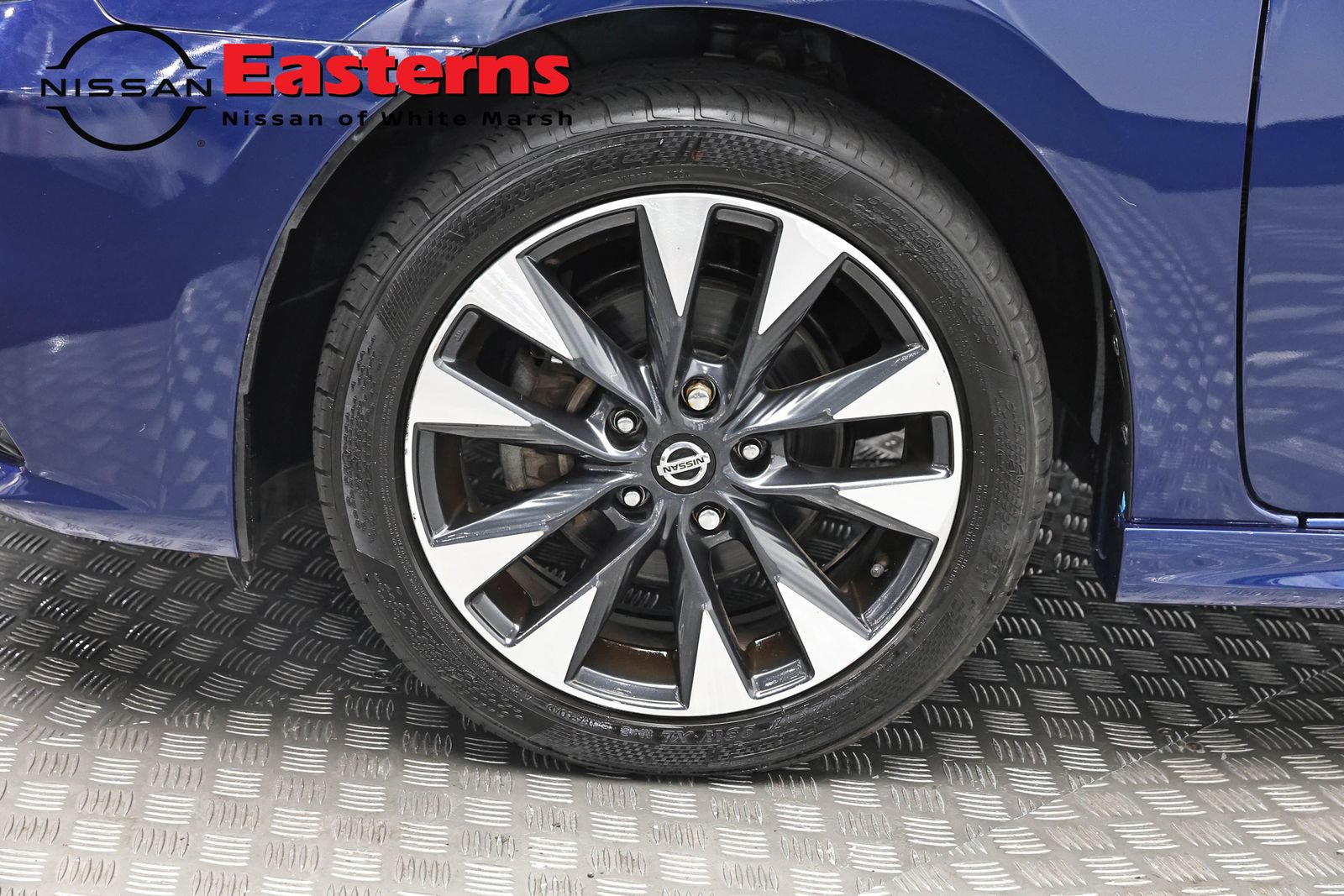 Used 2019 Nissan Sentra SR FWD image 32
