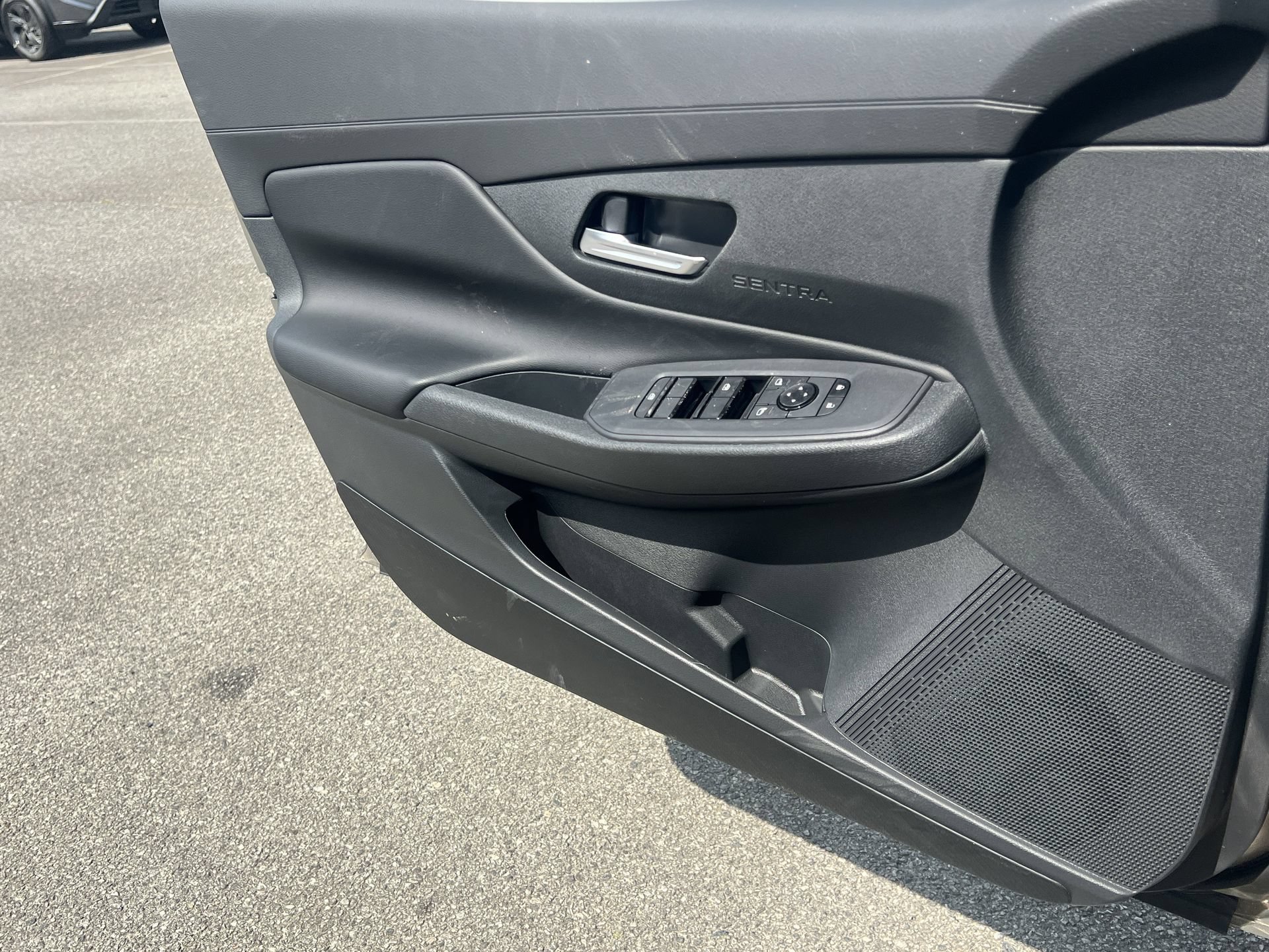 New 2026 Nissan Sentra SV w/ SV Convenience Package FWD image 15