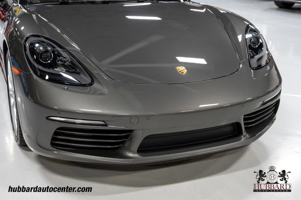Used 2023 Porsche 718 Boxster S RWD image 15
