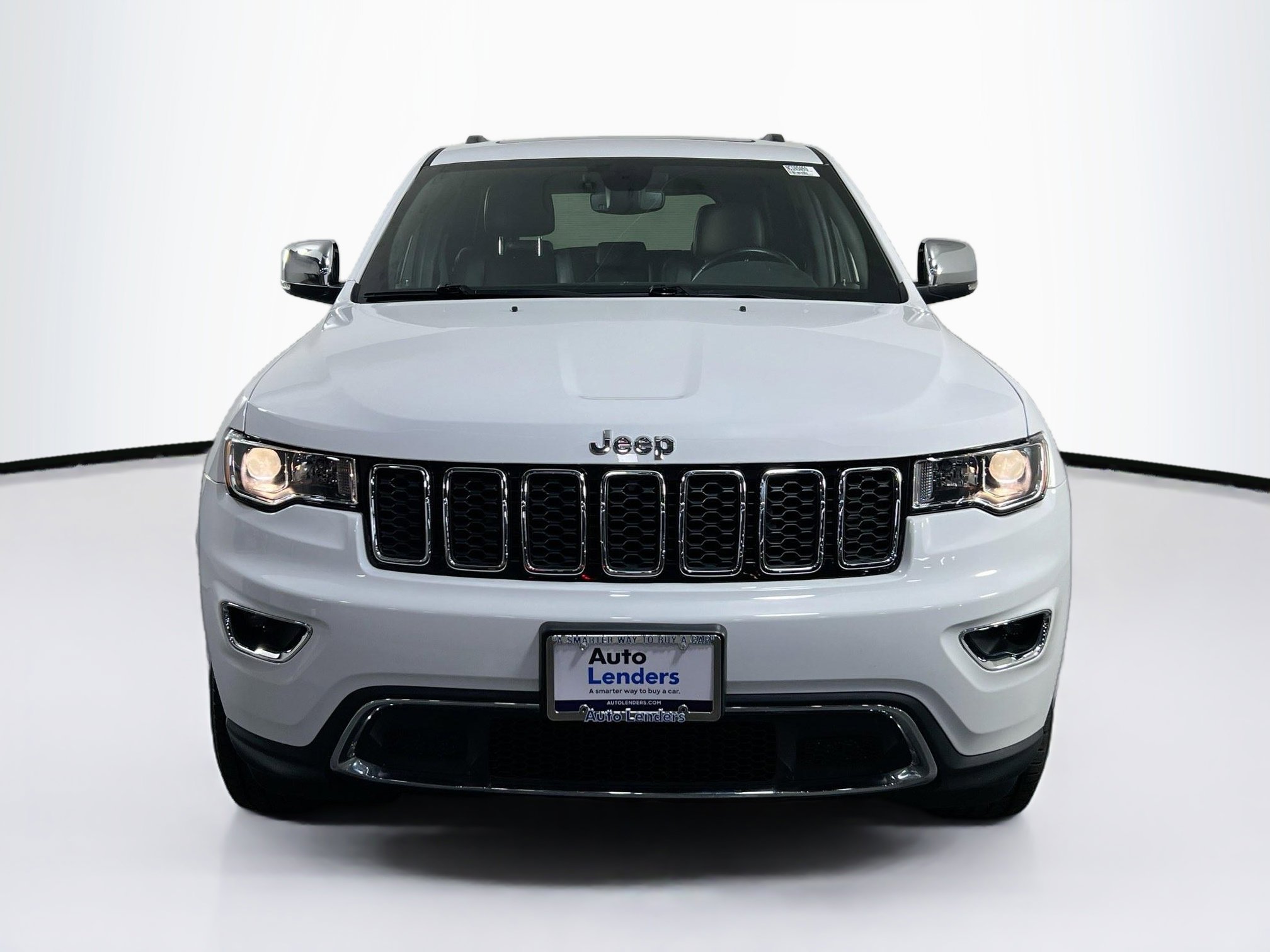 Used 2022 Jeep Grand Cherokee Limited AWD/4WD image 2