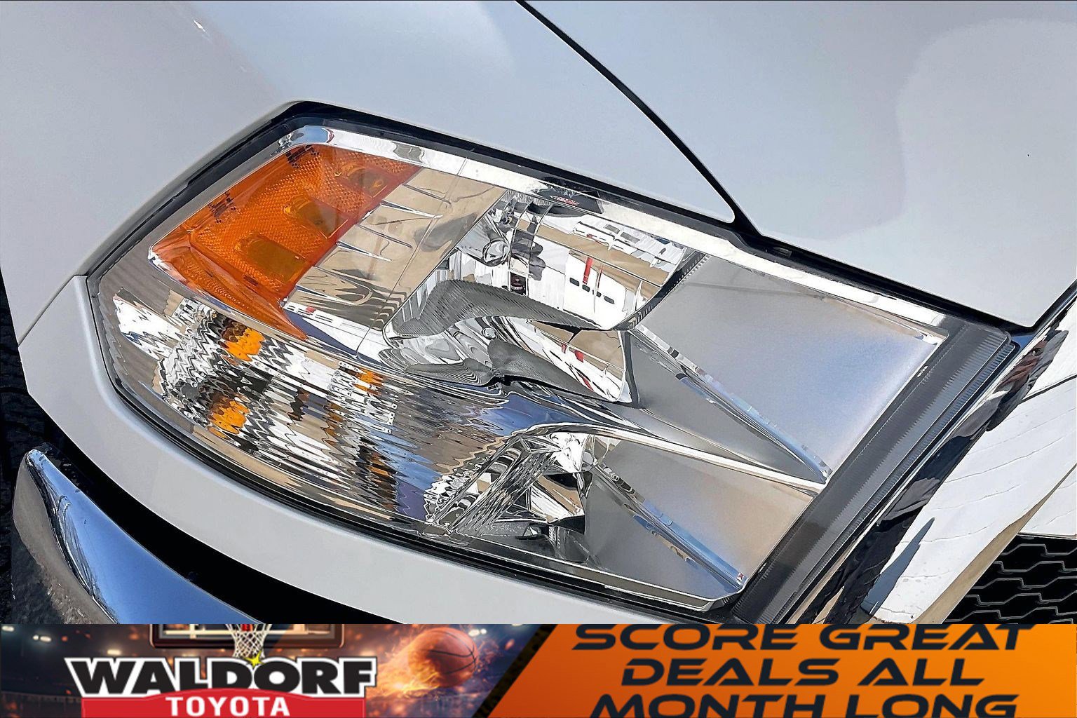 Used 2018 RAM 3500 Tradesman w/ Chrome Appearance Group image 32