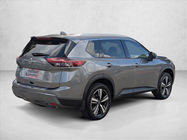 Certified 2025 Nissan Rogue SL w/ SL Premium Package FWD image 5