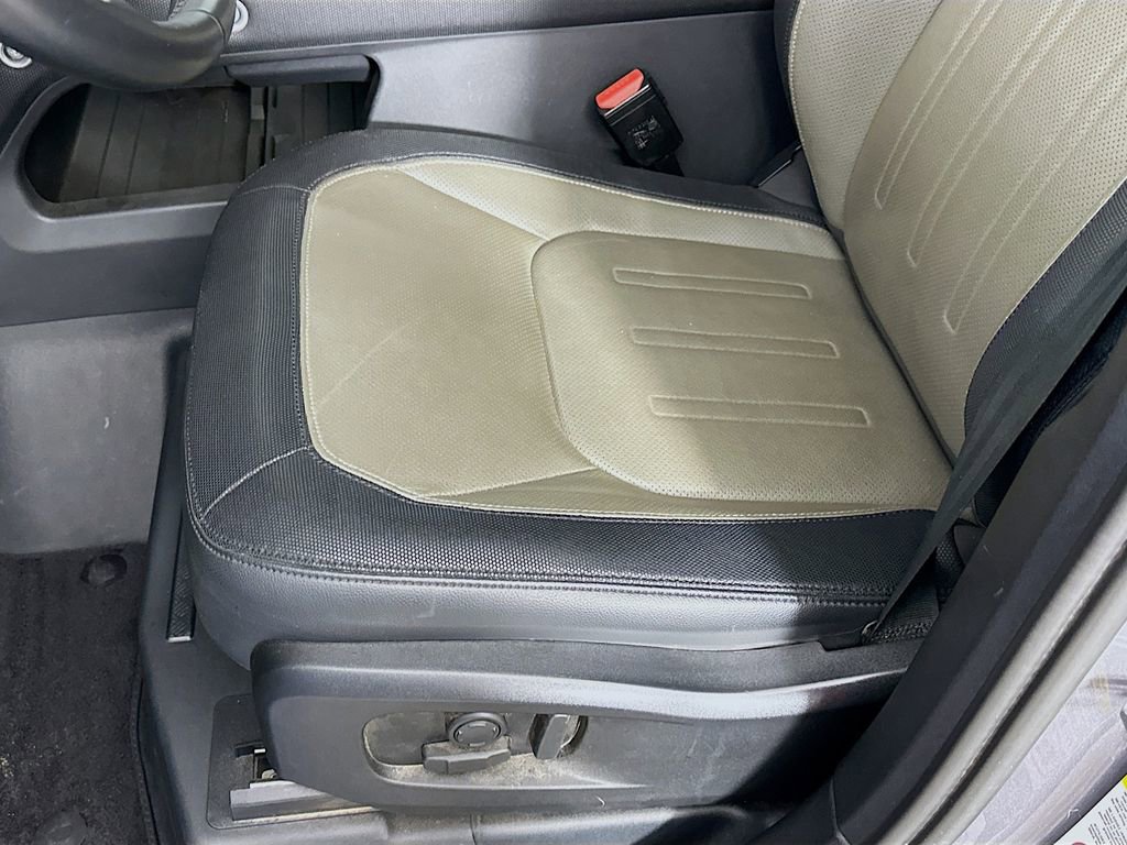 Used 2022 Land Rover Defender 110 X-Dynamic SE image 26