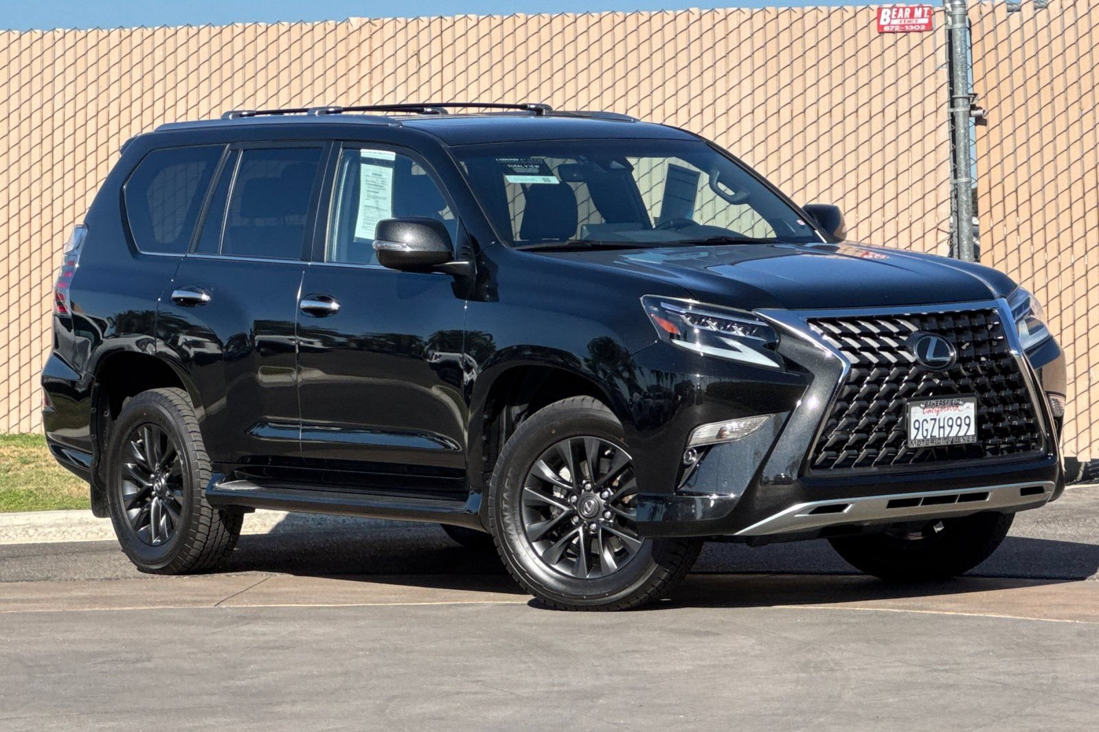 Certified 2023 Lexus GX 460 Premium w/ Premium Package AWD/4WD image 2