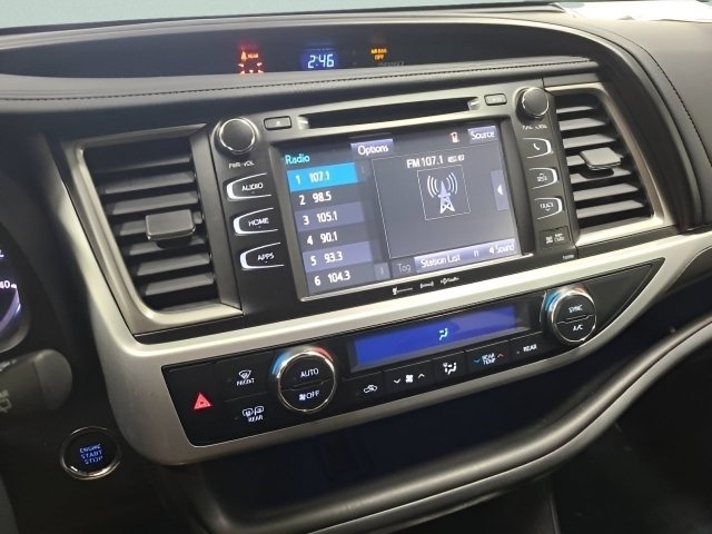 Used 2019 Toyota Highlander SE AWD/4WD image 30